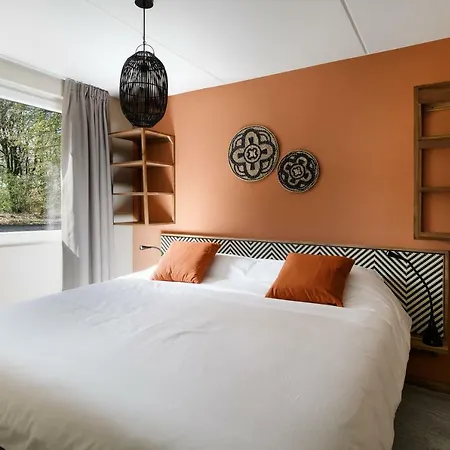 Safari Beekse Bergen منتزه العطل