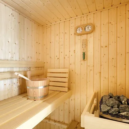 منتزه العطل Safari Beekse Bergen هيلفارينبيك