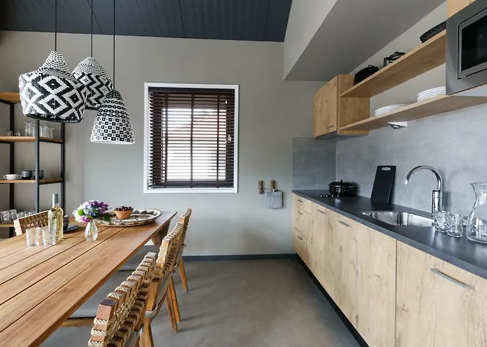 Kompleks wypoczynkowy Safari Beekse Bergen 4*