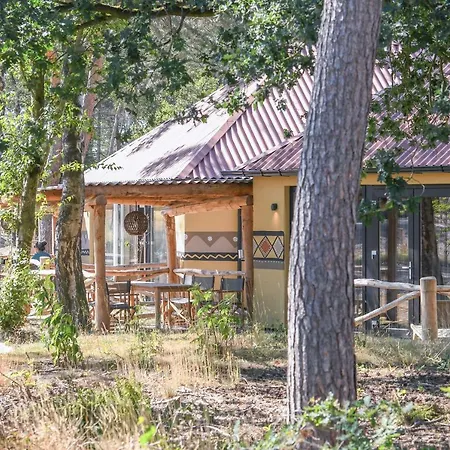 Safari Beekse Bergen 4* Хилваренбек